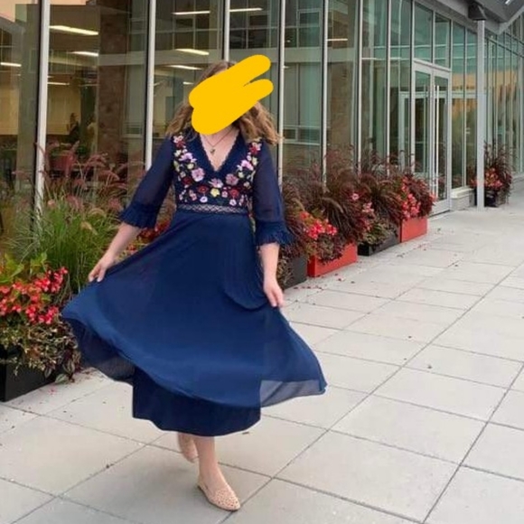 Embroidered ASOS cottagecore dress - Picture 3 of 9